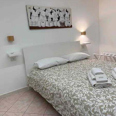 Isabel House Bari