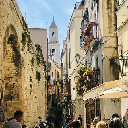 Isabel House Apartamento Bari